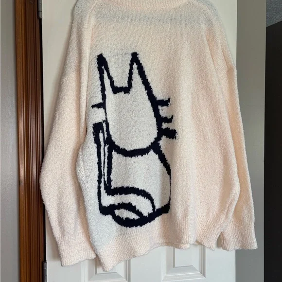NWOT Cream Sweater with Cat Design - Picture 2 of 2